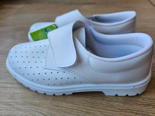 Zapatos blancos trabajo antibacterianos