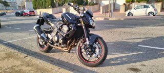 Kawasaki Z750 Negra