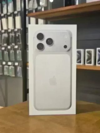 IPHONE 17 PRO MAX 256GB PLATA PRECINTADO