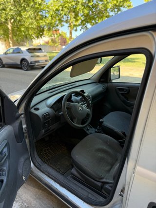 Opel Combo 2004