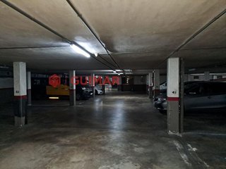 Garaje en venta en La Marina de Port en Barcelona