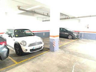 Garaje en venta en Sants-Badal en Barcelona
