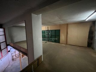 Local comercial en venta en Cuatro Caminos - Plaza de la Cubela en Coruña (A)