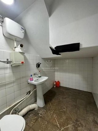 Local comercial en venta en Cuatro Caminos - Plaza de la Cubela en Coruña (A)