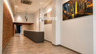 Local comercial en alquiler en La Nova Esquerra de l'Eixample en Barcelona