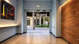 Local comercial en alquiler en La Nova Esquerra de l'Eixample en Barcelona