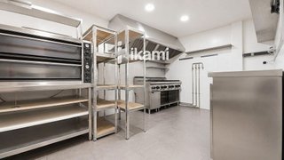 Local comercial en alquiler en La Nova Esquerra de l'Eixample en Barcelona