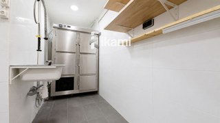 Local comercial en alquiler en La Nova Esquerra de l'Eixample en Barcelona