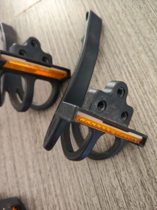 Pedales de bicicleta con calapiés