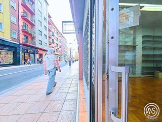 Local comercial en alquiler en Doctor Cerrada en Zaragoza