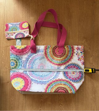 Bolso de playa multicolor con monedero