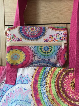 Bolso de playa multicolor con monedero