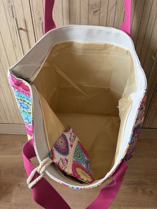 Bolso de playa multicolor con monedero