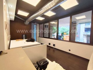 Oficina en alquiler en Sants en Barcelona