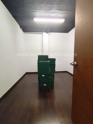 Oficina en alquiler en Sants en Barcelona