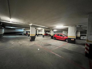 Garaje en venta en Sant Andreu de Palomar en Barcelona