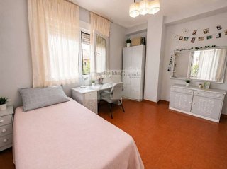 Piso en alquiler en Camino de Ronda - Rosaleda en Granada
