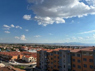 Ático en alquiler en Polígono - Carrefour en Ávila
