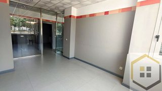 Local comercial en alquiler en Juan de la Cierva en Getafe