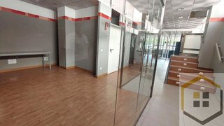 Local comercial en alquiler en Juan de la Cierva en Getafe