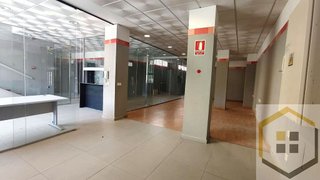 Local comercial en alquiler en Juan de la Cierva en Getafe