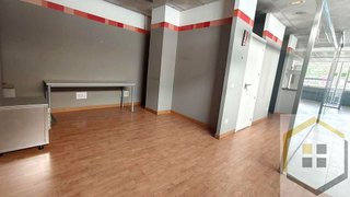 Local comercial en alquiler en Juan de la Cierva en Getafe