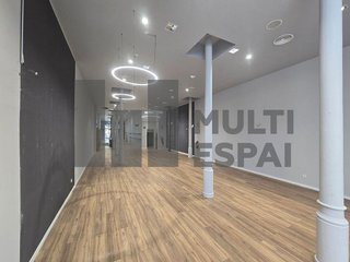 Local comercial en alquiler en La Dreta de l'Eixample en Barcelona