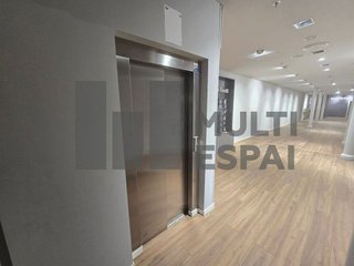 Local comercial en alquiler en La Dreta de l'Eixample en Barcelona