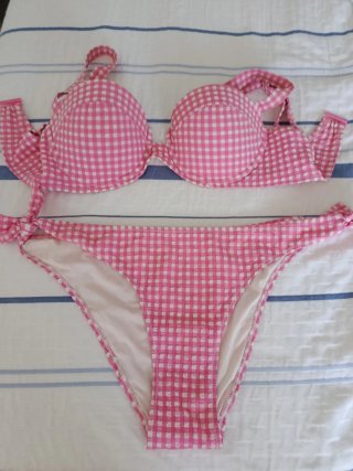 Bikini cuadros rosa y blanco+Regalo Otro
