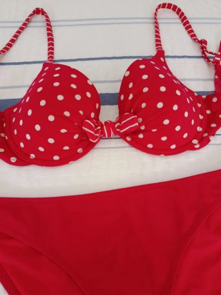 Bikini cuadros rosa y blanco+Regalo Otro