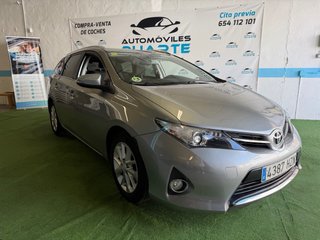 Toyota Auris 2014