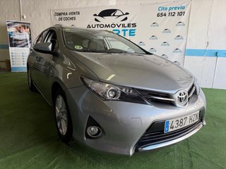 Toyota Auris 2014
