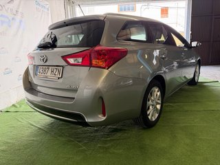 Toyota Auris 2014
