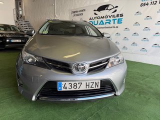 Toyota Auris 2014