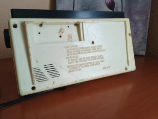 Reproductor MK 250 y Radio Despertador