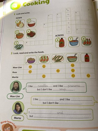 Class Book y Activity Book Open up 4