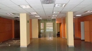 Local comercial en venta en Plaça Catalunya en Prat de Llobregat, El