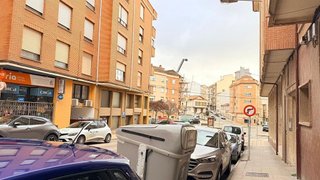 Local comercial en venta en Avda. Valladolid - Barriada Yagüe en Soria