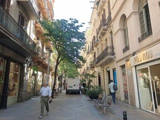 Local comercial en alquiler en Vila de Gràcia en Barcelona