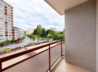 Oficina en venta en A Ponte en Ourense