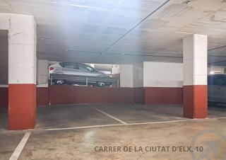 Garaje en alquiler en La Sagrera en Barcelona