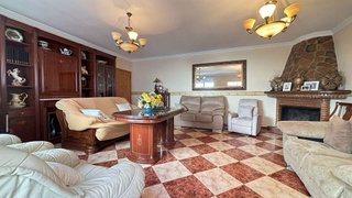Casa adosada en venta en Loja