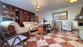 Casa adosada en venta en Loja