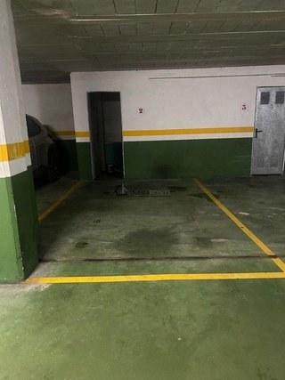Garaje en alquiler en La Seca - Los Salgueriños en Pontevedra