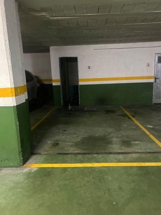 Garaje en alquiler en La Seca - Los Salgueriños en Pontevedra