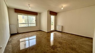 Piso en alquiler en La Jota en Zaragoza