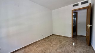 Piso en alquiler en La Jota en Zaragoza