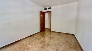Piso en alquiler en La Jota en Zaragoza