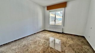 Piso en alquiler en La Jota en Zaragoza