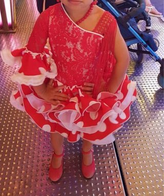 Traje de flamenca rojo y blanco talla 4